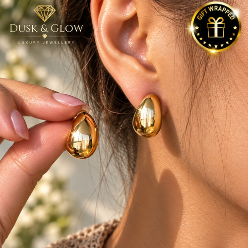 Gold teardrop stud - gold,
