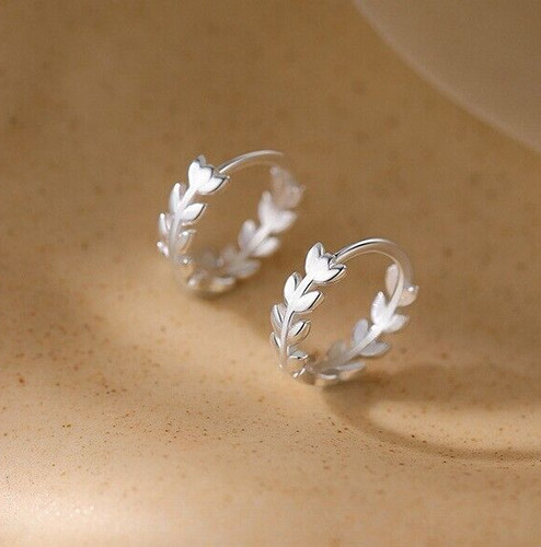 Shiny 925 sterling silver leaf - shiny,
