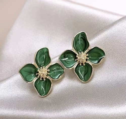 Trending gold green - trending,