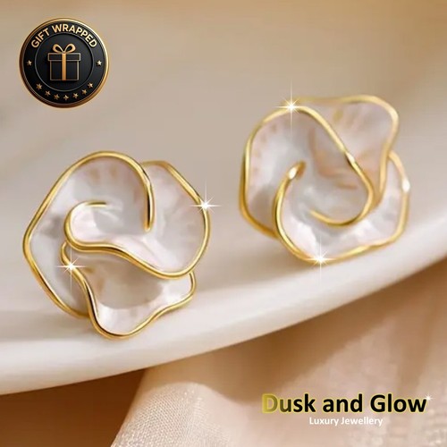 Silver vintage flower stud - silver,
