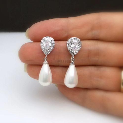 Cubic zirconia silver - zirconia,